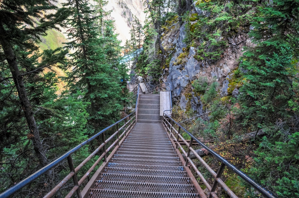 Uncle,Tom's,Trail,In,Yellowstone,National,Park