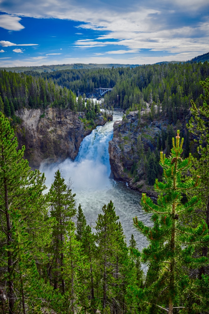 Veiw,Of,Upper,Yellowstone,Falls,At,Yellowstone,National,Park,,Wyoming,