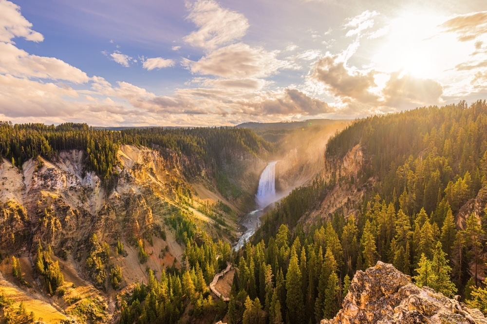 Amazing,Sunset,At,The,Grand,Canyon,Of,The,Yellowstone.