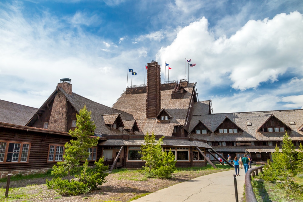 Old,Faithful,Inn,Yellowstone